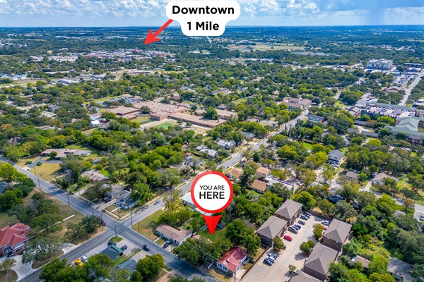 Only 1 mile to downtown Stephenville’s shops, dining, and live events