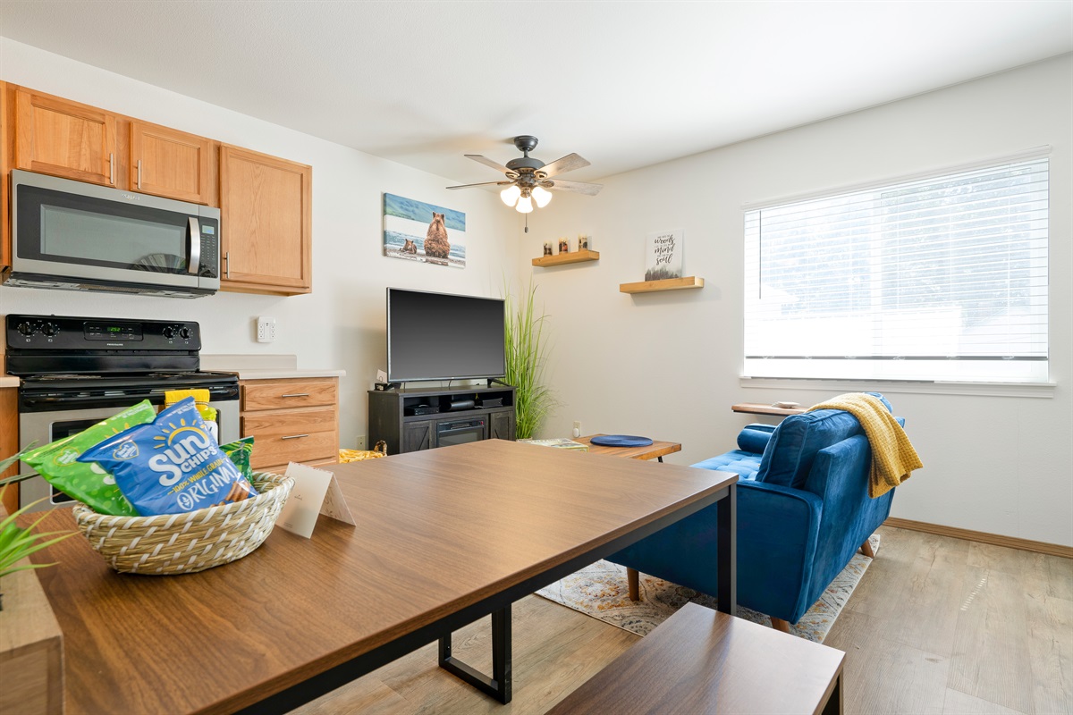 Kitchen Nook to Living Room