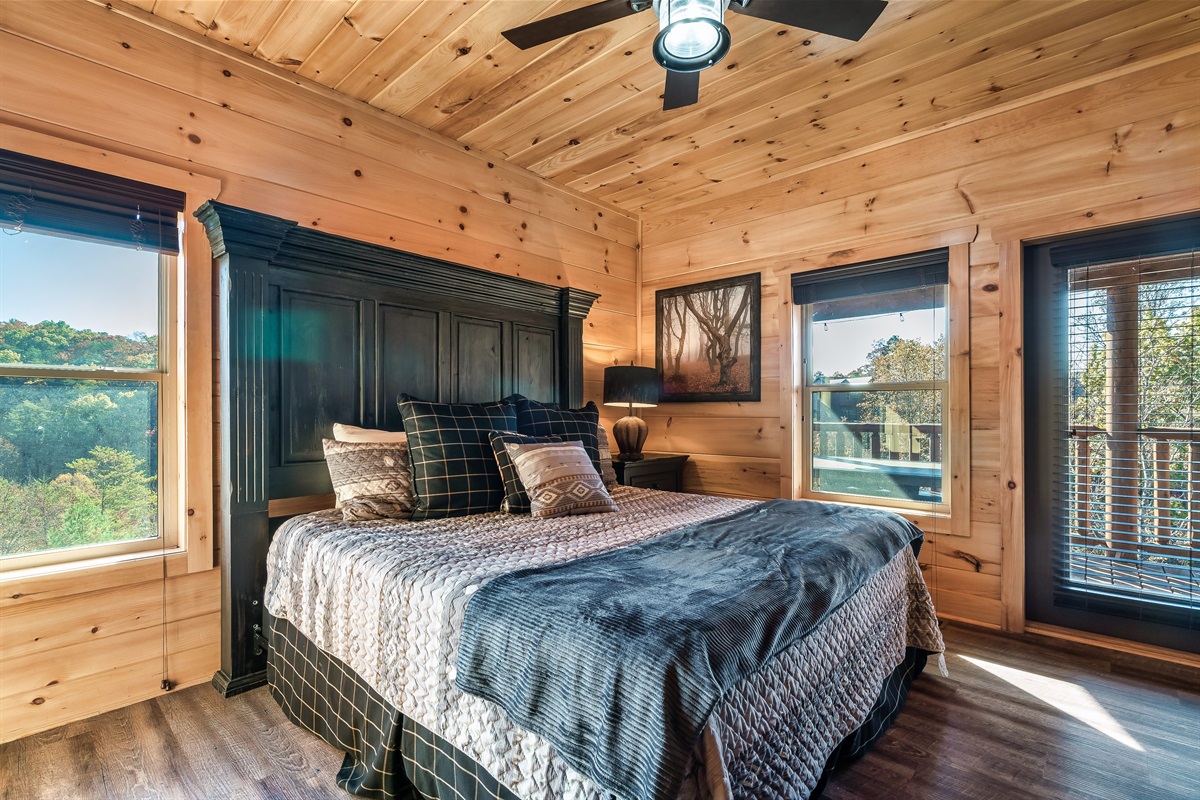 1st floor king bedroom #2