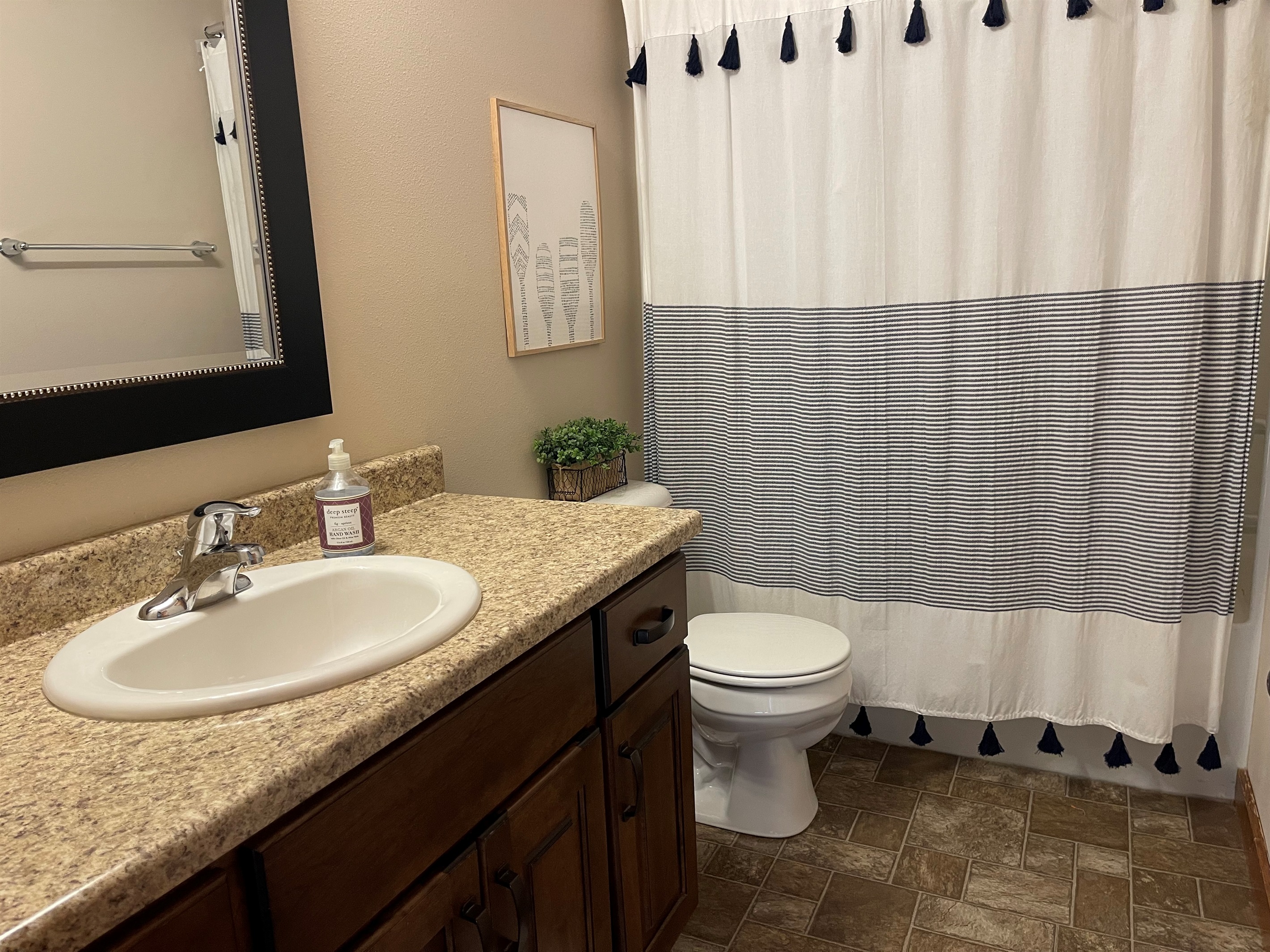 Upstairs shared bathroom