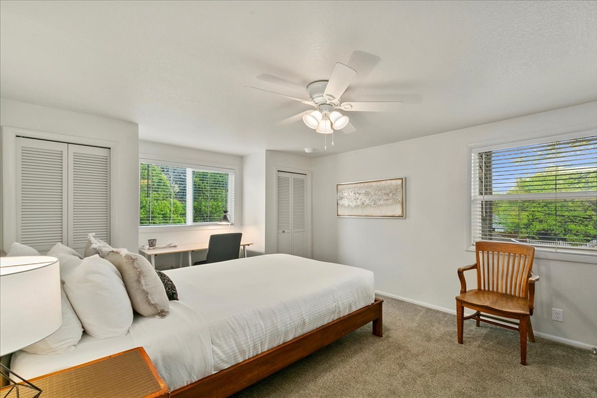 Upstairs Queen Bedroom