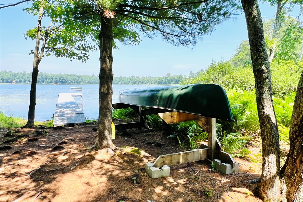 Check out the canoe sitting right next to the dock, ready to go!