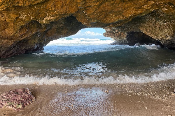 Visit Aruba's north coast for some unique sites!