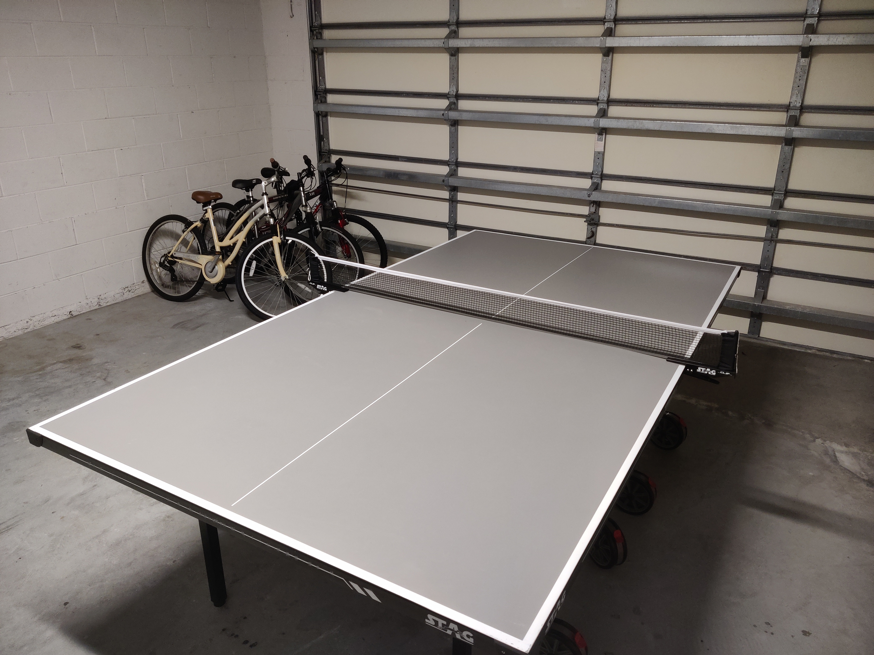 Table Tennis Table