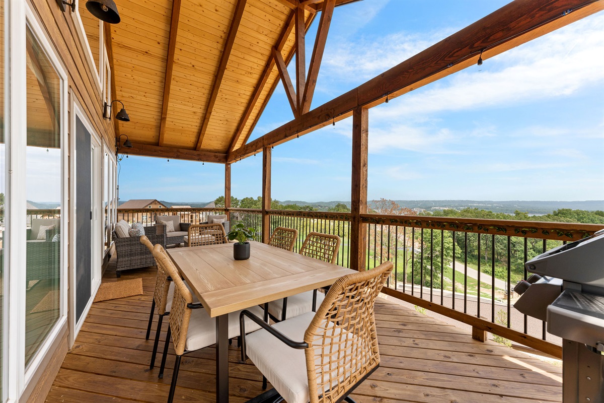 Outside patio w/ seating!