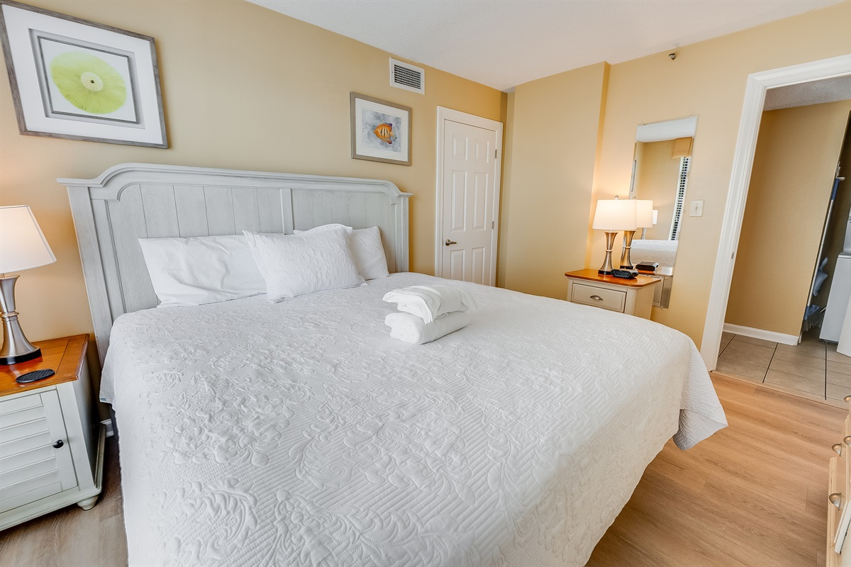 Stunning Bedroom ✨ Beautifully Decorated 🛏️💫