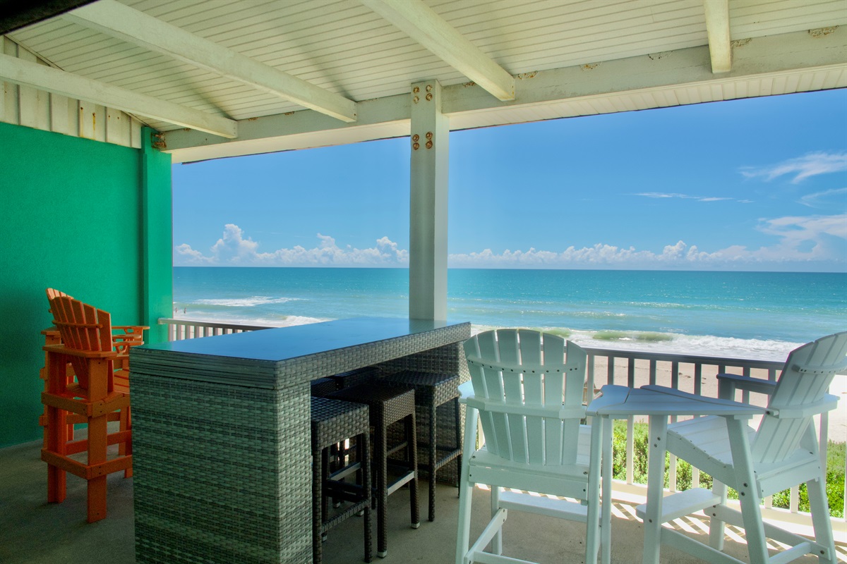 Plenty of seating for the whole family!