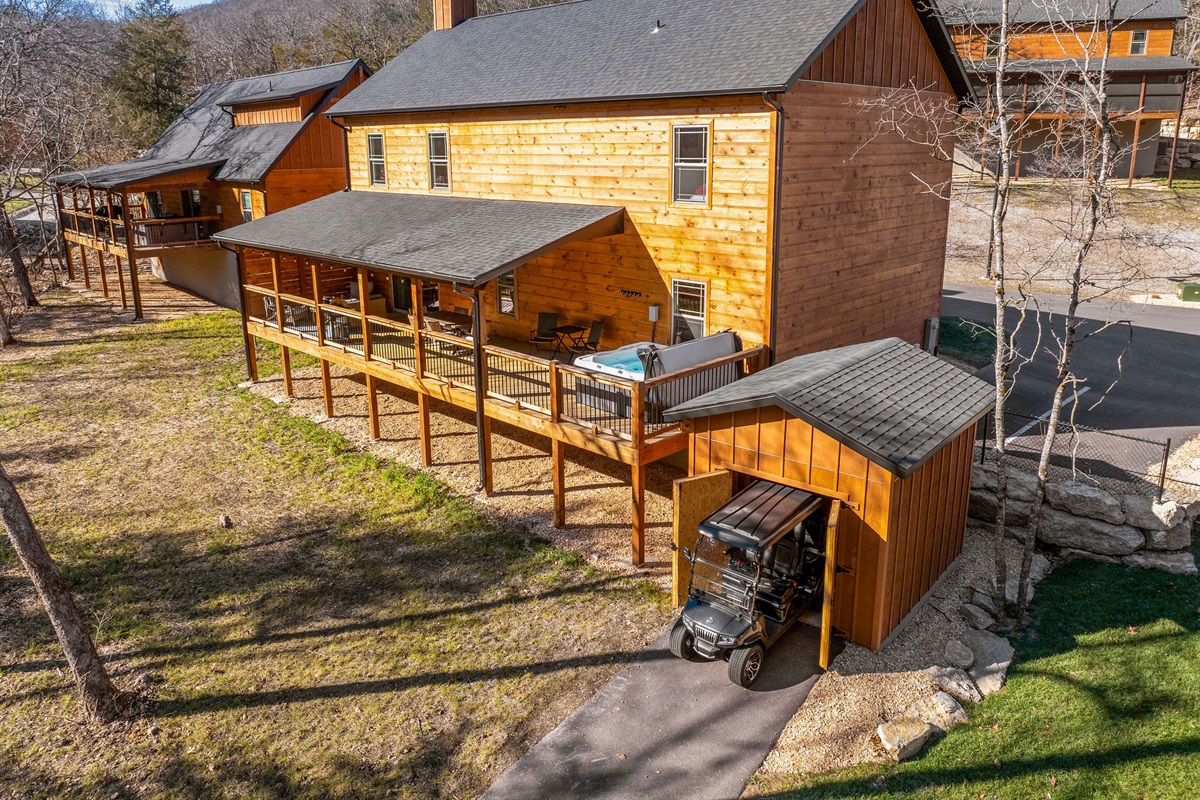Welcome to Take a Hike cabin in Tall Timbers Camp! Your one stop shop for adventure and relaxation. Golf cart and hot tub included! ;)