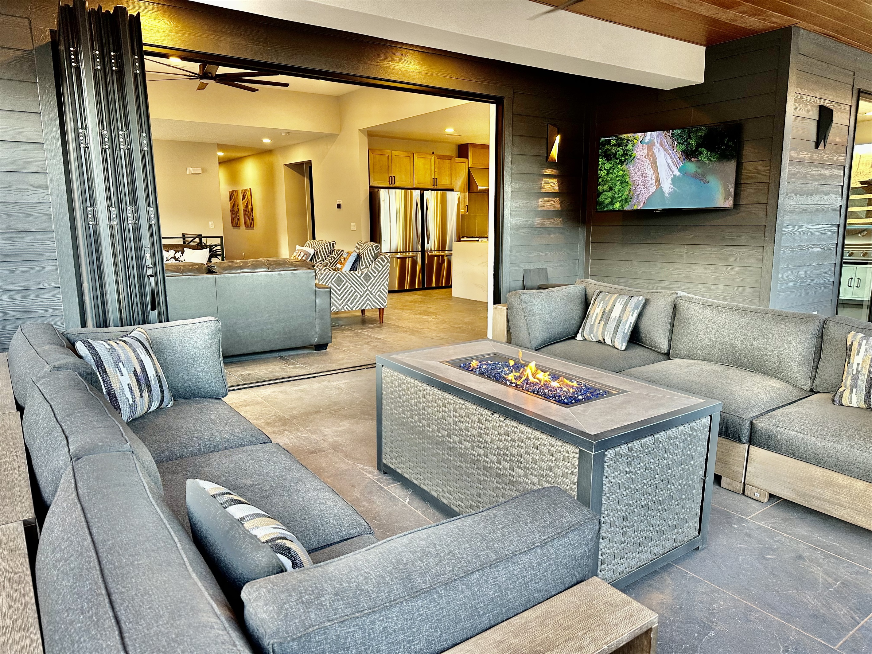 Indoor/Outdoor living