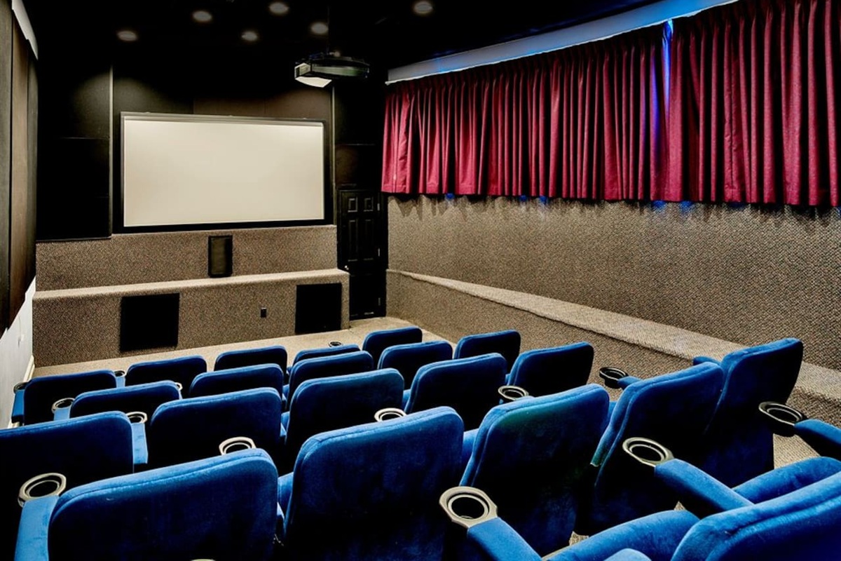 20-seat clubhouse movie theater