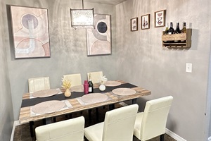 Share laughter and great food at the 6-seater dining table.