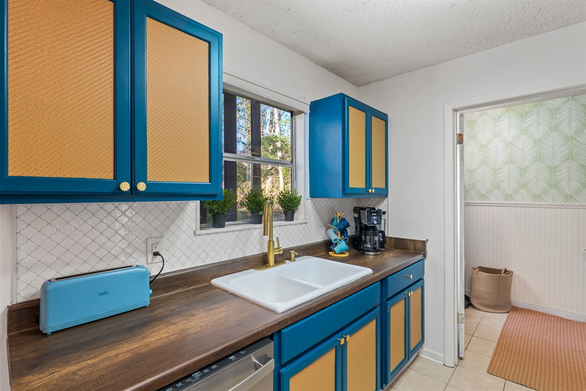 The bright kitchen makes for a great place to meal prep with friends or family!