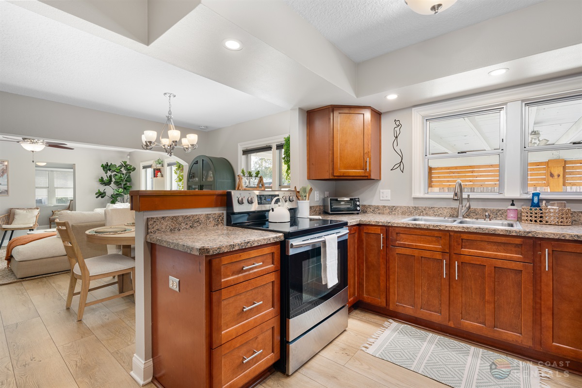 Fully equipped stainless steel Kitchen