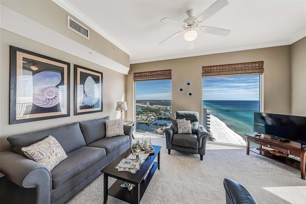 Spacious Living room