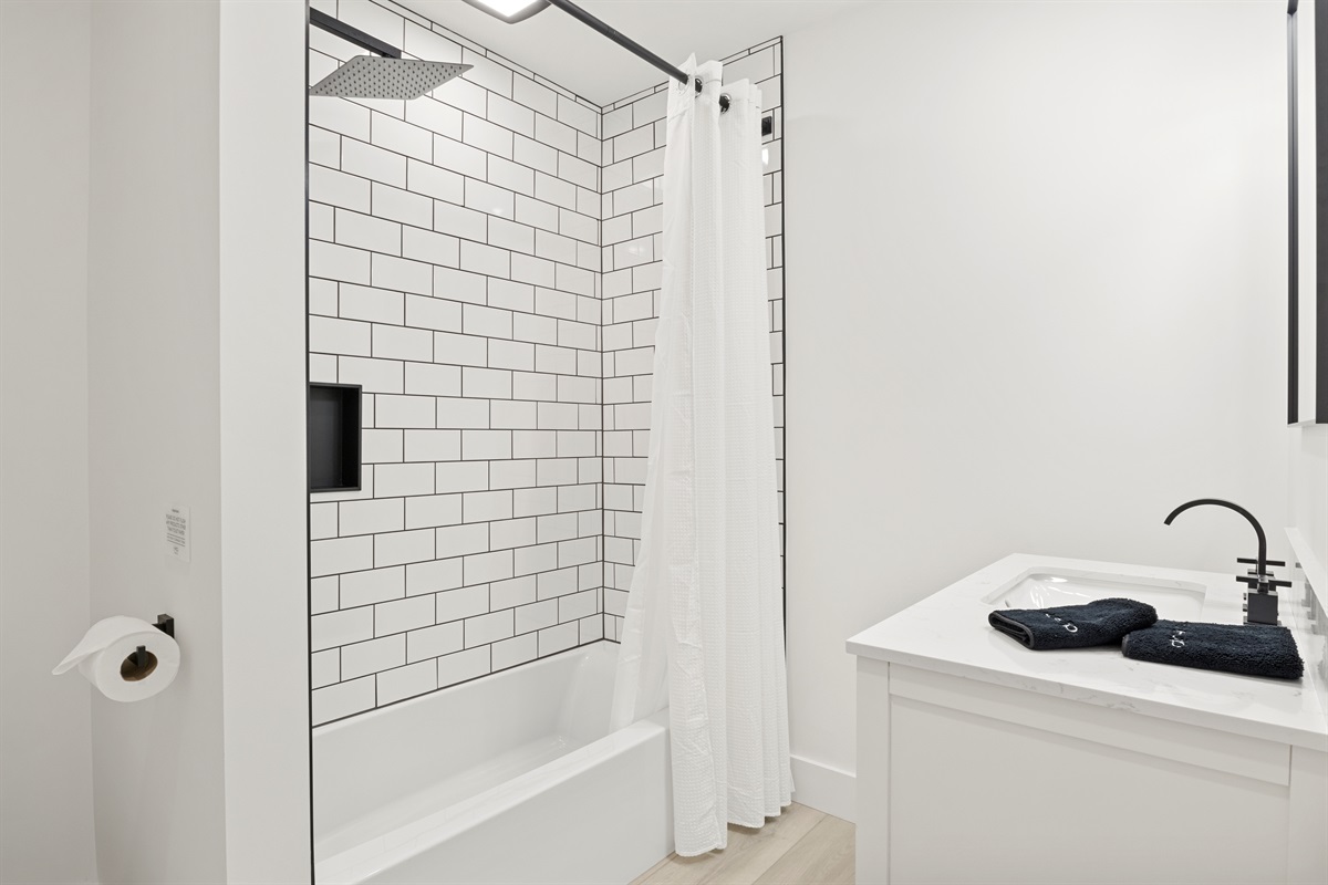 Bathtub/Shower Combo