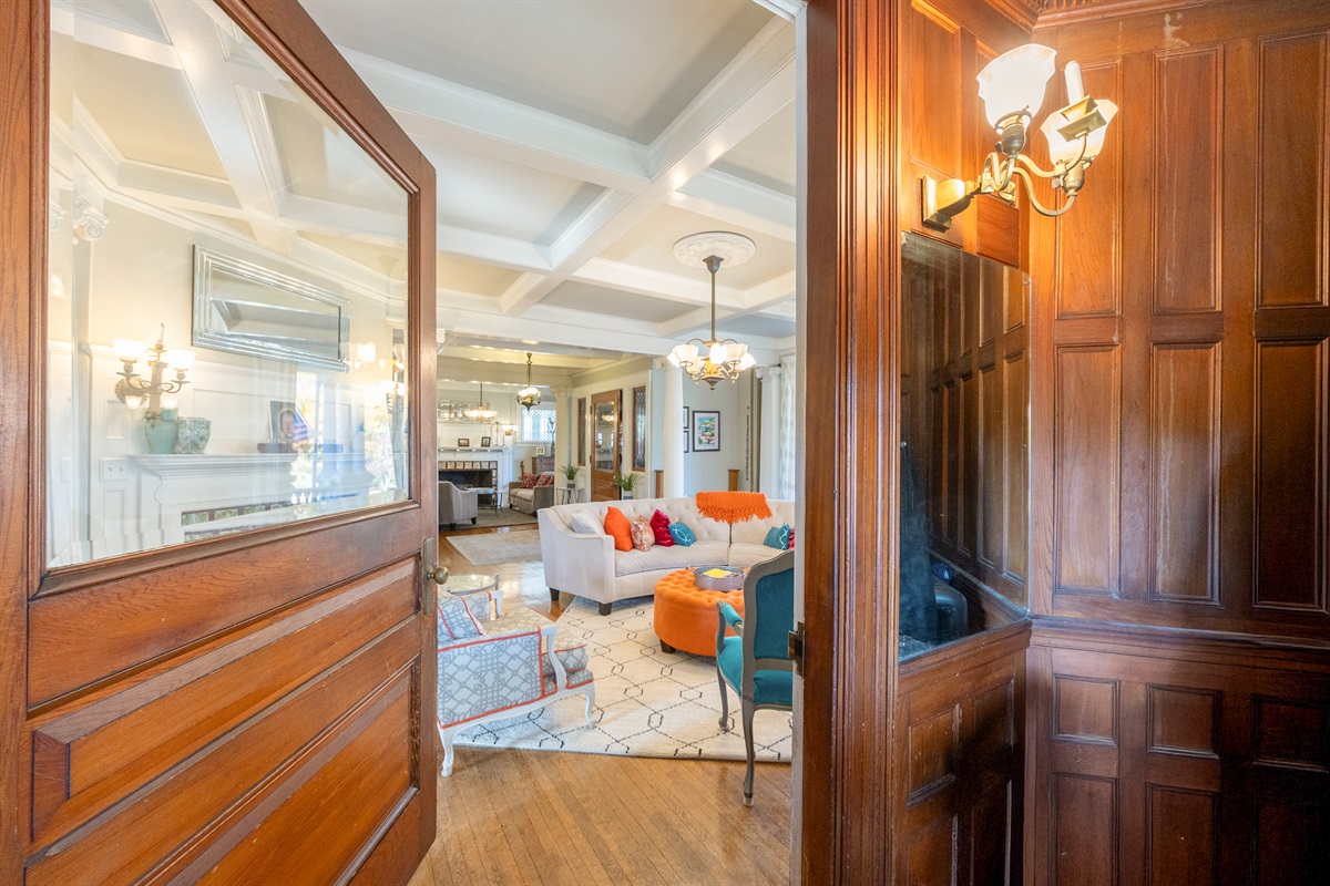 Step inside and start your cozy, relaxing stay with us.