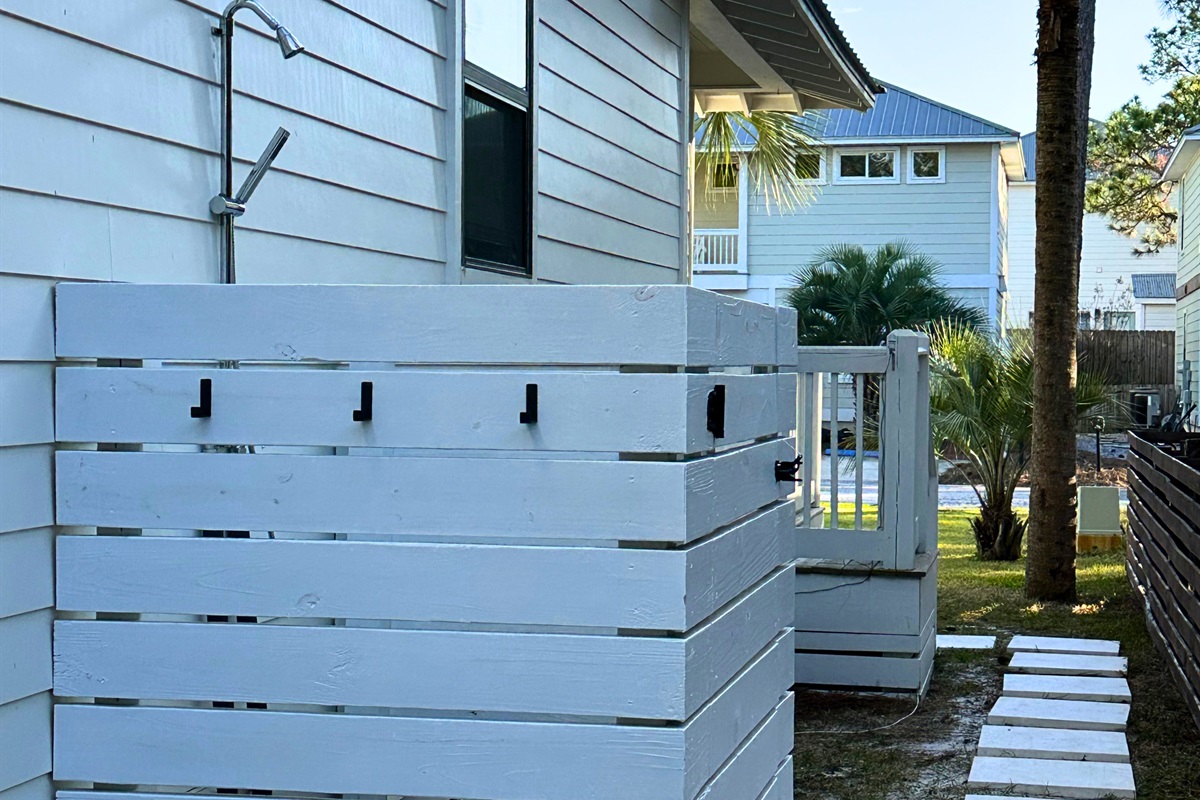 Outdoor shower with hot & cold water for rinsing off the sand after the beach
