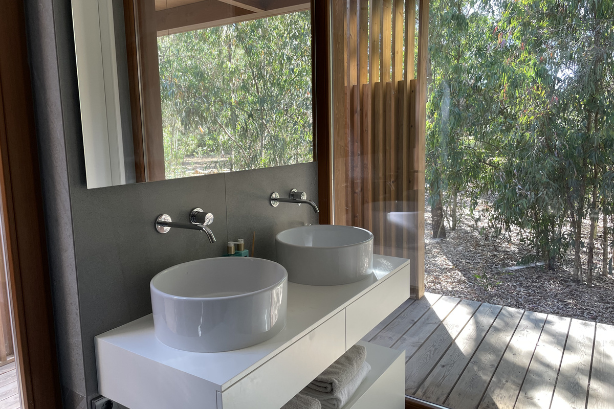Ensuite