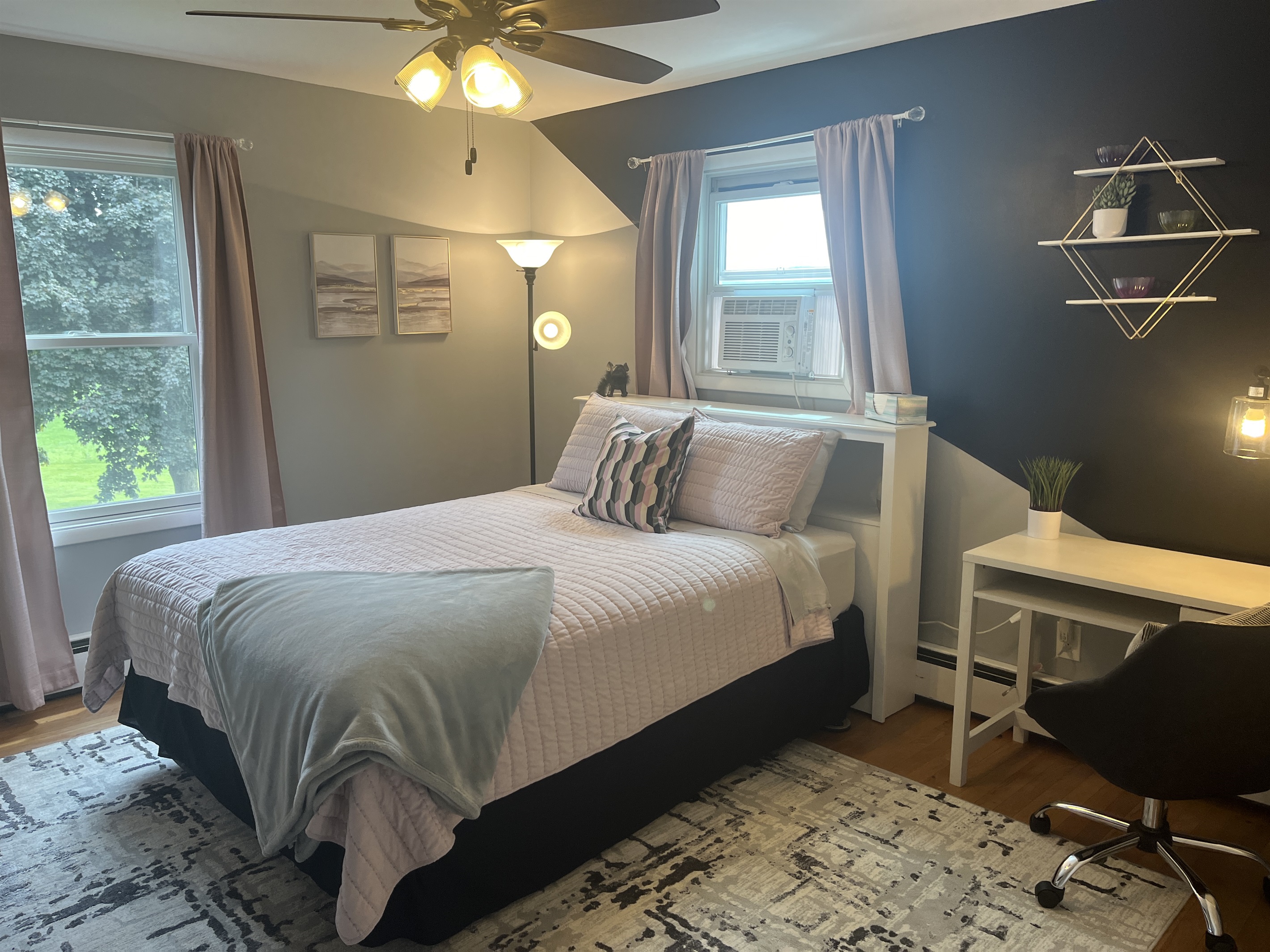 2nd floor Queen #2