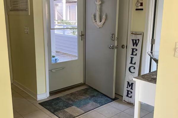 Entry way
