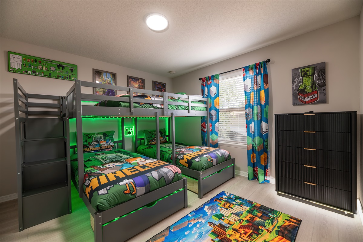 Minecraft Bunk - Full over 2 Twins