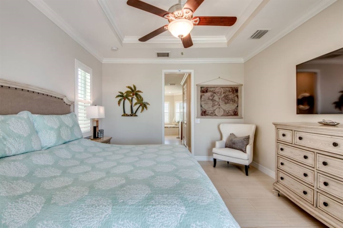 Villa Blissful Bay - Cozy Primary Suite