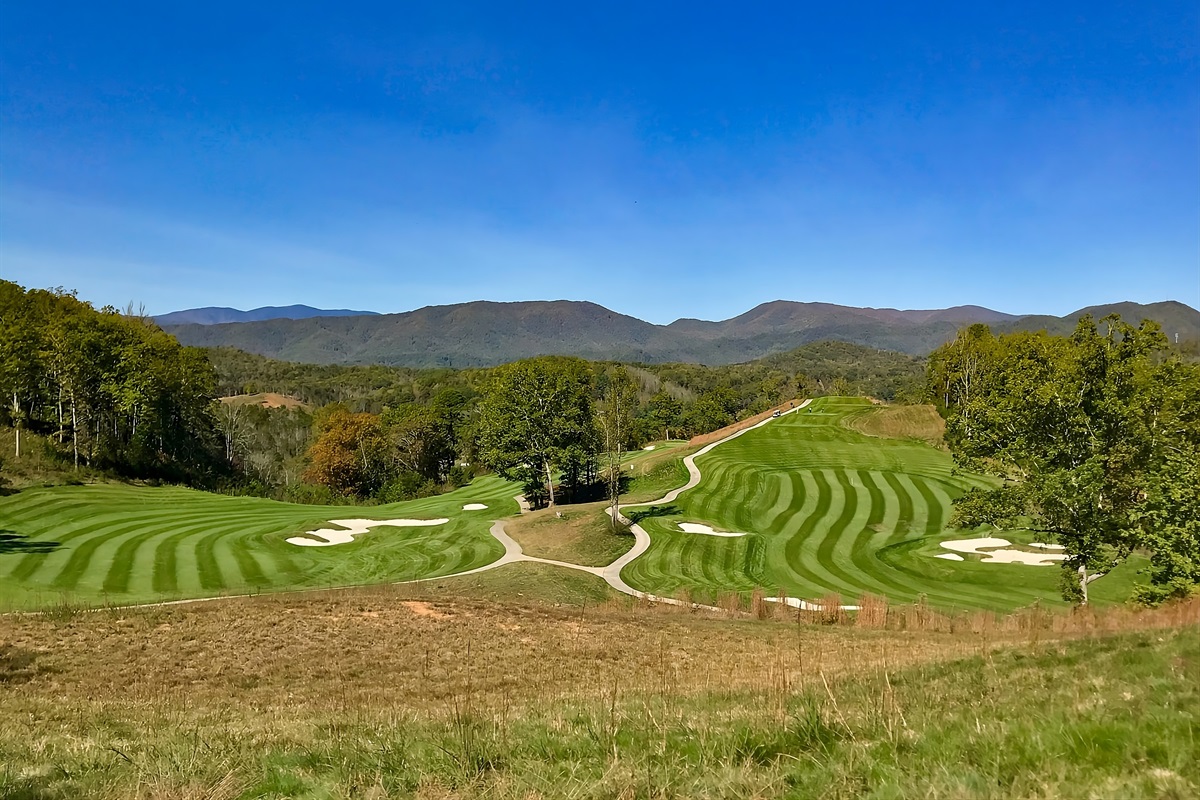 The stunning Sequoyah Golf Club just a few miles down the road!