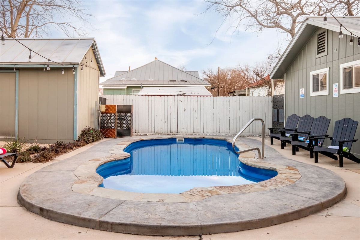 Indulge in relaxation in our sparkling pool, an oasis of fun that promises to be the highlight of your stay.