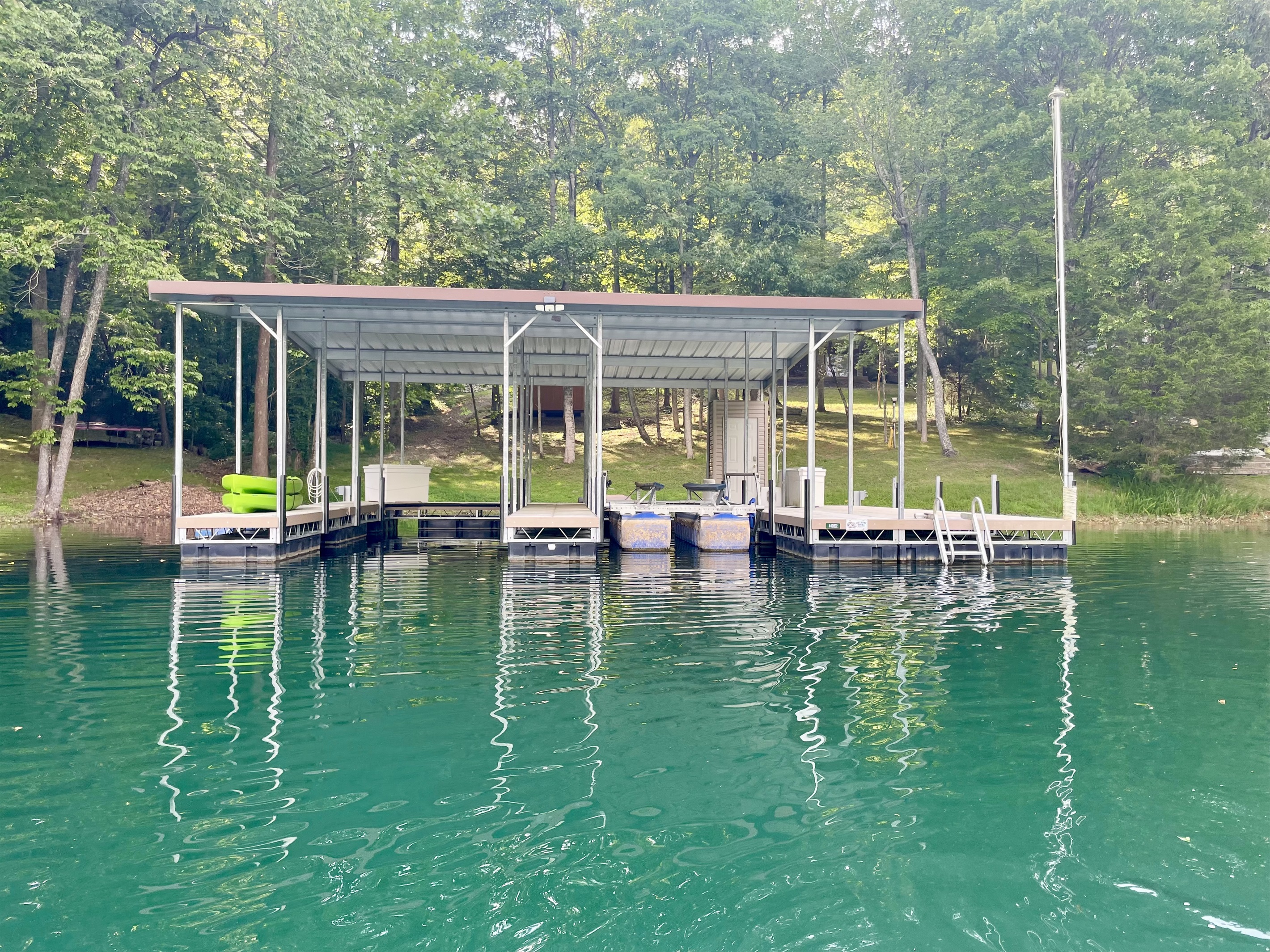 Located in a quiet cove. Perfect for letting the kids swim!