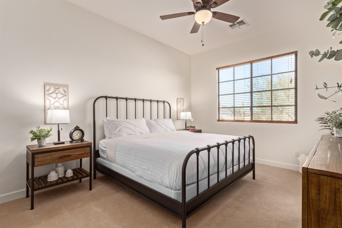 Bedroom 2 - king bed w/ smart TV