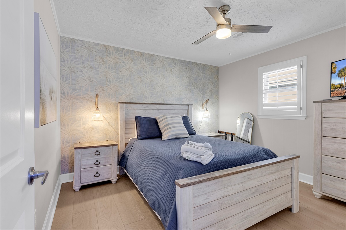 Smart TV and plenty of storage for clothes.