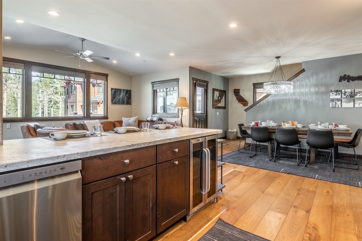 The open living, dining, and kitchen layout means everyone can hang out together—whether you're cooking, chilling, or conquering board game night.