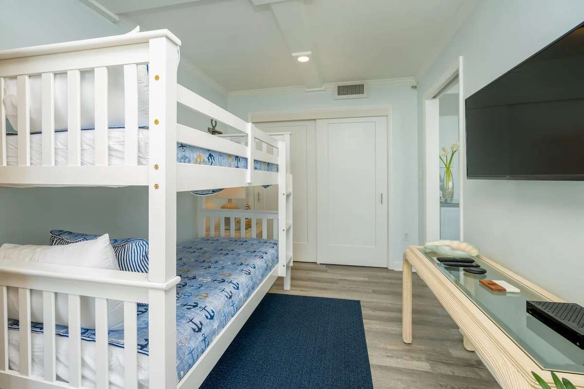3rd Bedroom with bunk beds and a view!