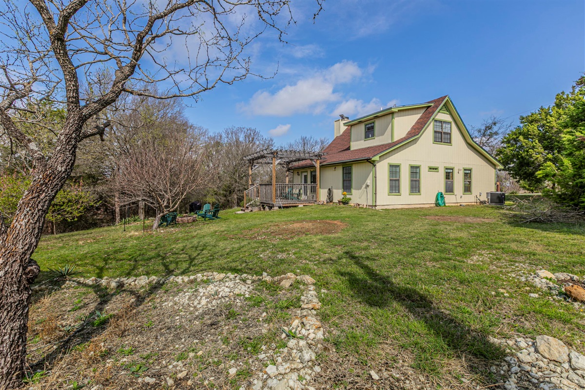 Lots of outside area to enjoy.