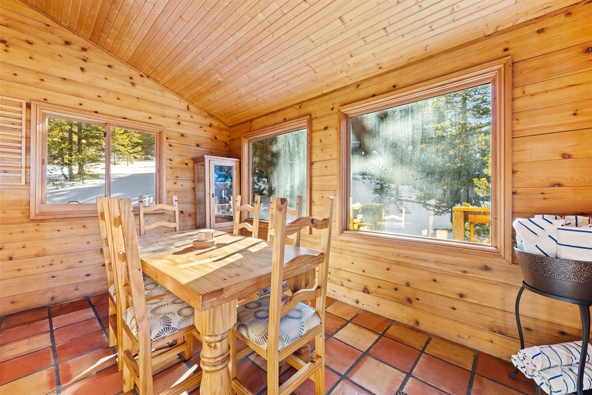 Breakfast area with abundant natural light