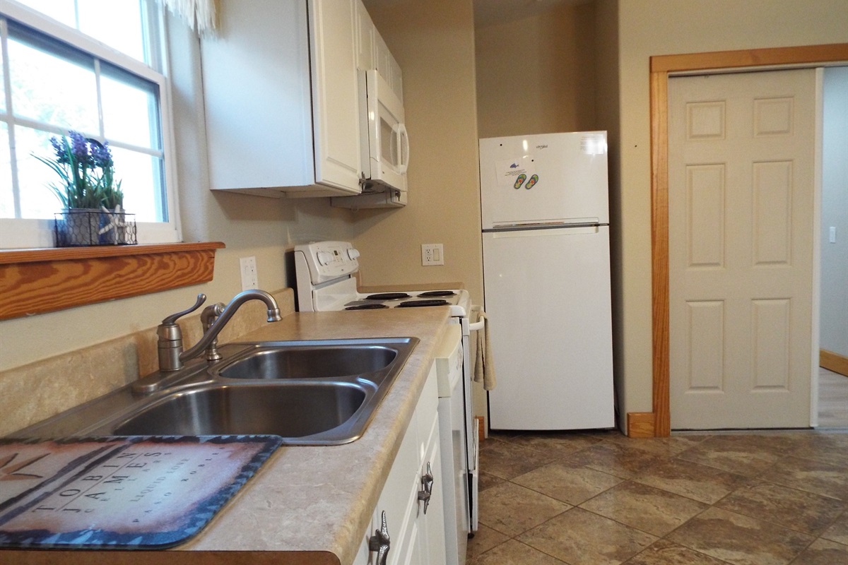 Side B kitchen