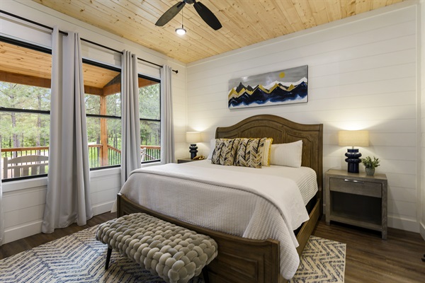 Downstairs primary bedroom