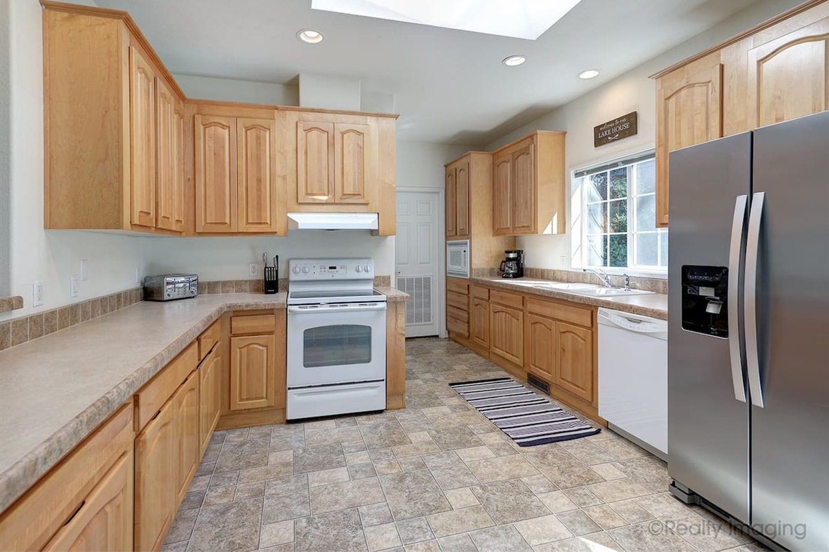 Kitchen - Small House