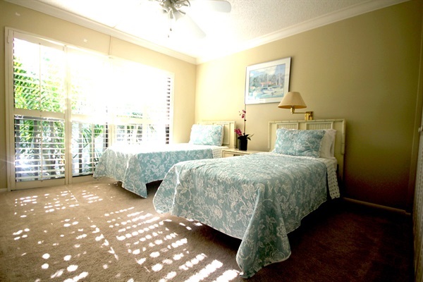 Guest Bedroom w/2 Twins