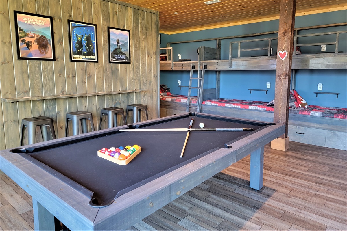 Game room includes an 8' pool table