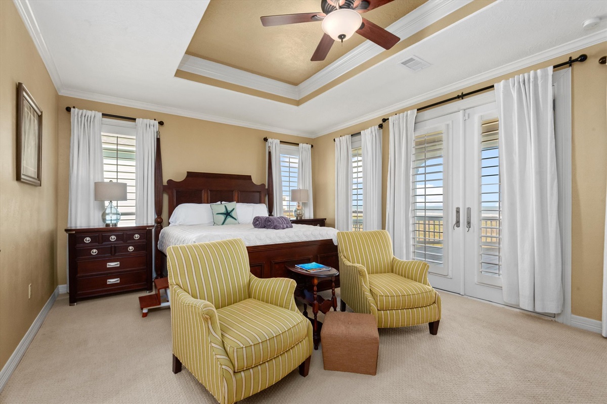 48ac7c604073490c9bec897b493f9c32 Large | Beachhouse | Texas | TX | Vacation Homes | Galveston | Crystal Beach | Kokomo | Breezy Days | Beachfront Elegance | Sunrise Serenity | Southern Sands Property Management, LLC