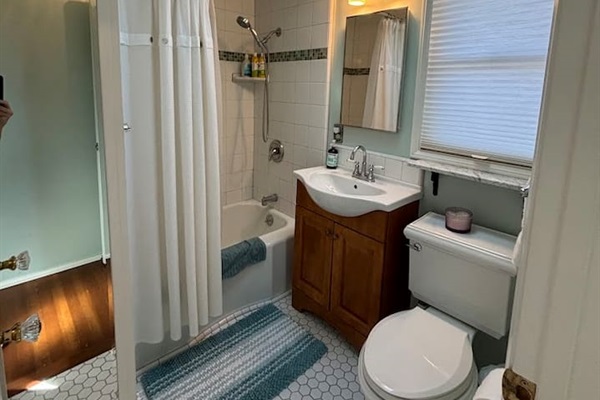 Hallway full bathroom.