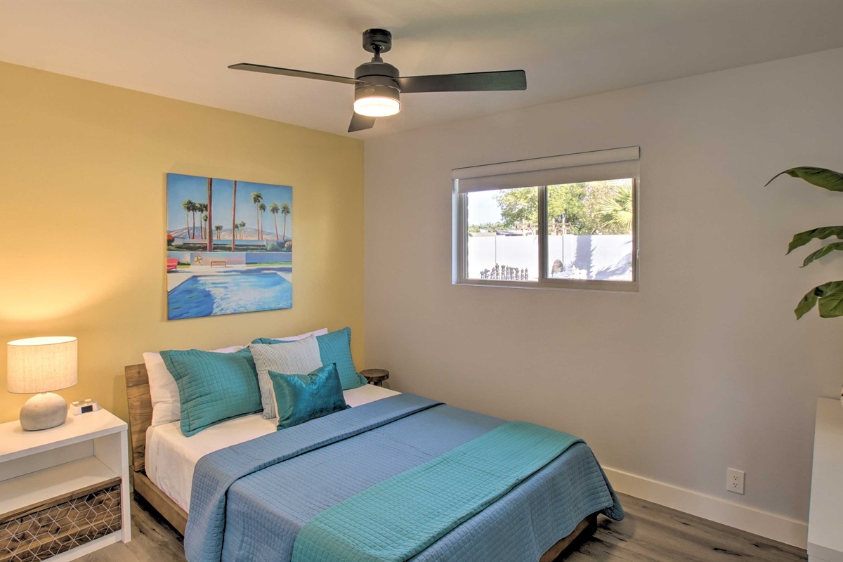 Second Bedroom | Queen Bed