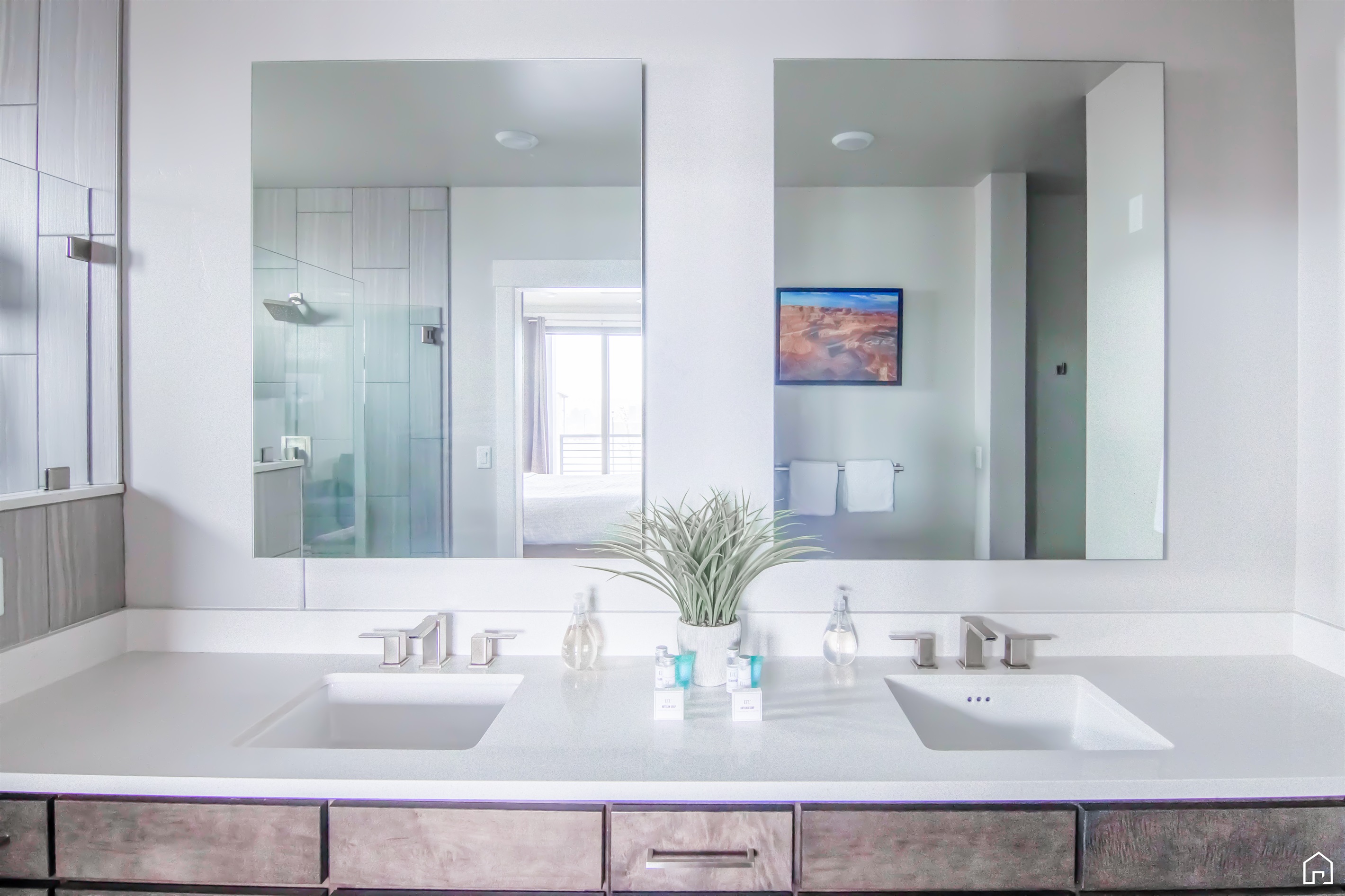 Ensuite bathroom in master