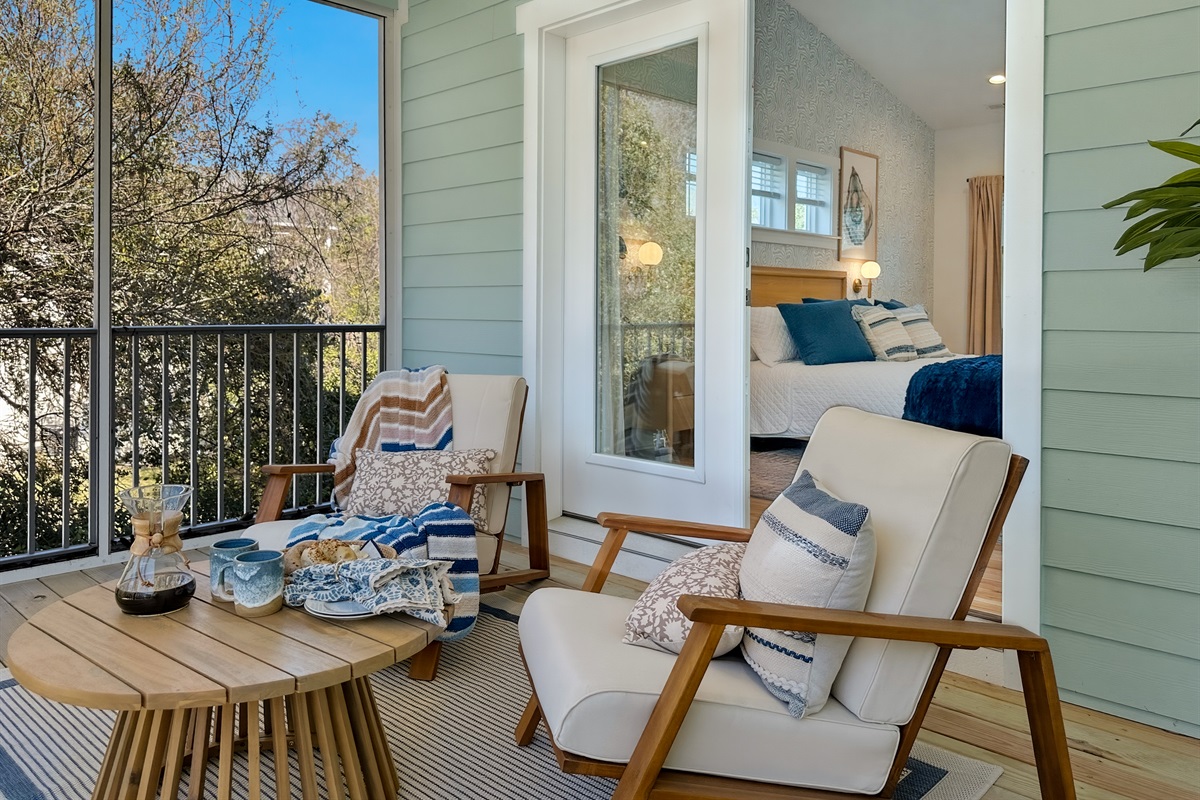 The Oyster King Suite also has a private balcony!