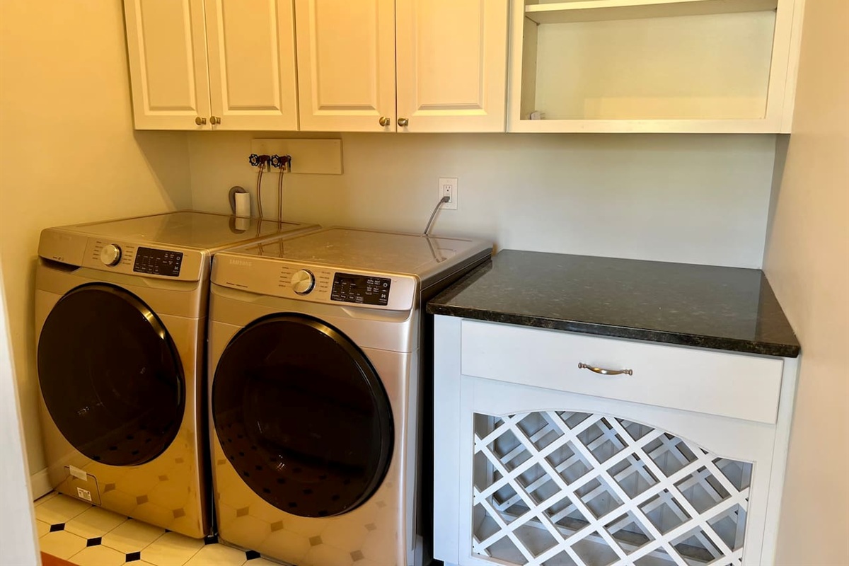 First floor laundry area next to the kitchen