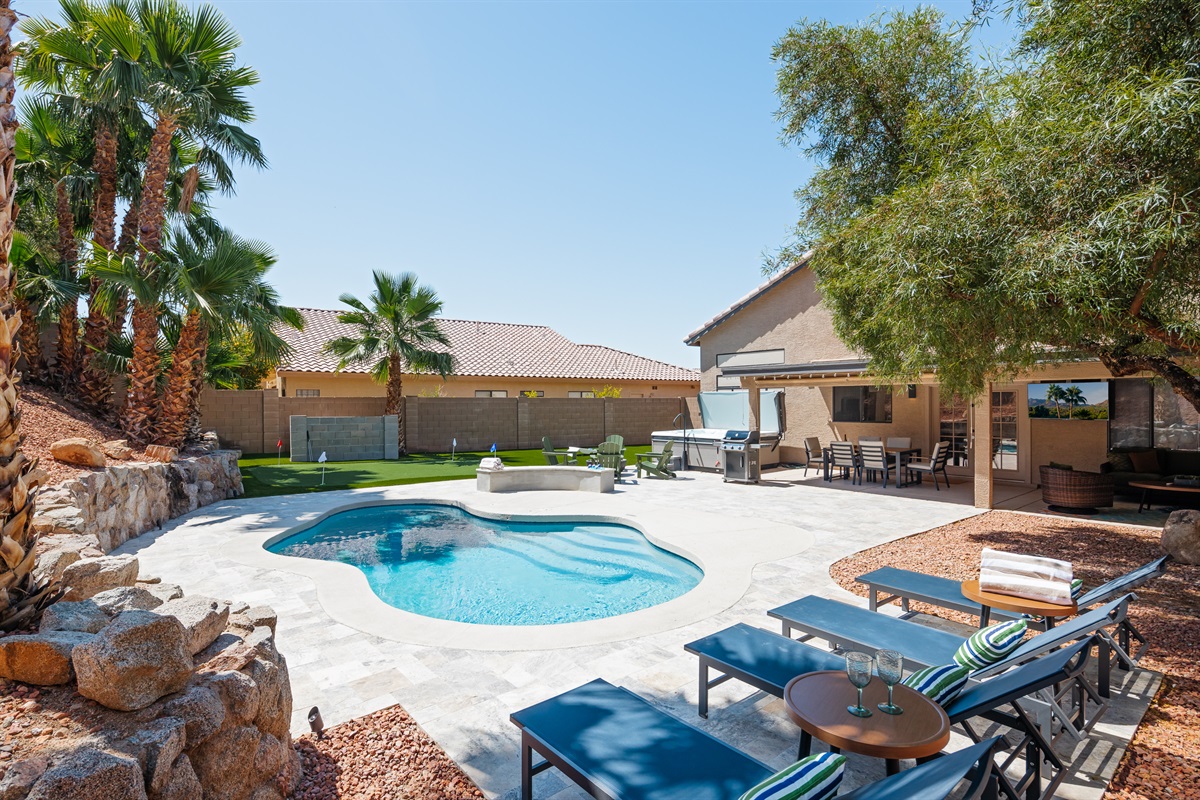 Loungers to Soak in the Warm AZ Rays