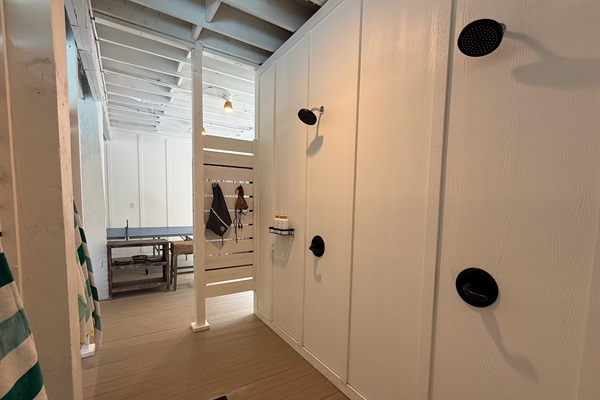 Need a quick rinse after a fun day at the beach? Enjoy the dual outdoor showers