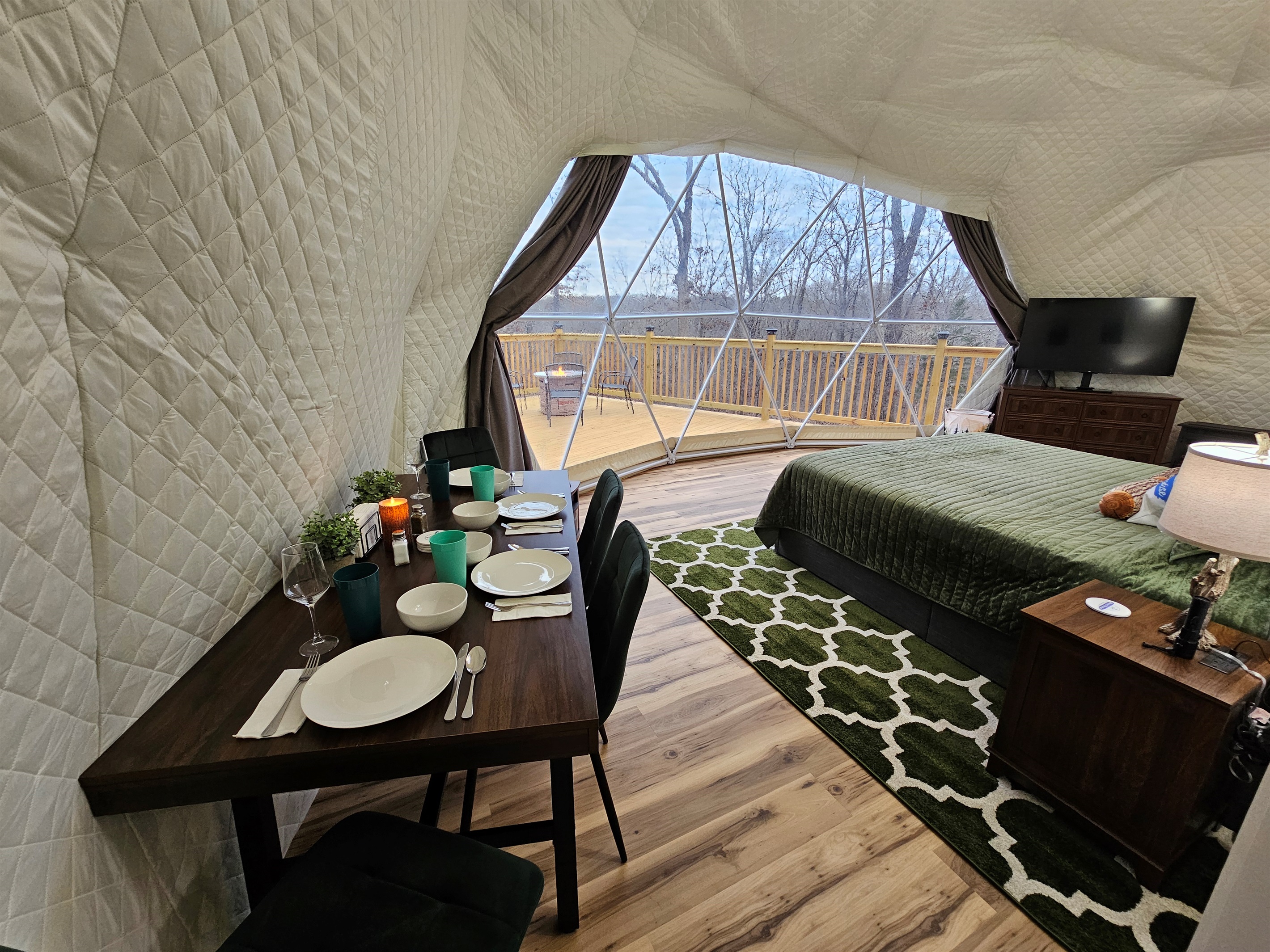 Dine, unwind, and sleep beneath the forest canopy