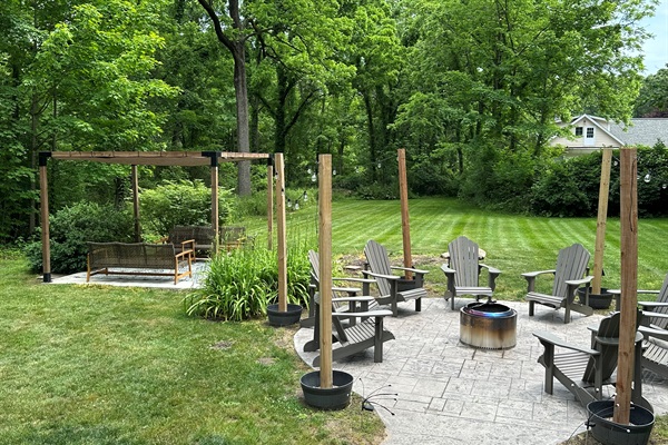 Plenty of Outdoor Seating To Enjoy
